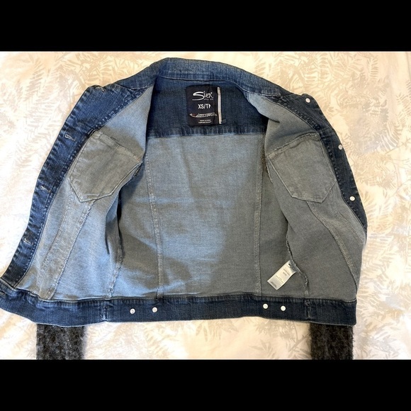 𝅺SILVER JEANS DENIM JACKET WITH SWEATER SLEEVES-XS - Picture 5 of 12